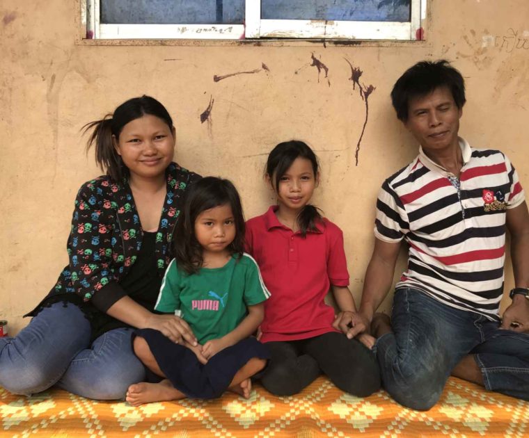 Cambodians Heab and Reron with their 2 daughters